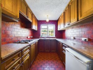 kitchen - click for photo gallery